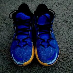 nike 8, blue, yellow, black and white